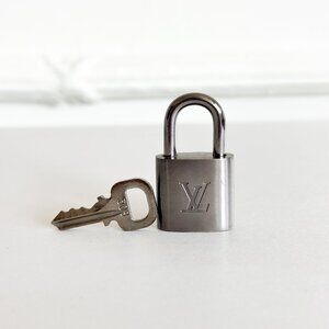 Louis Vuitton Brushed Titanium Padlock 308
